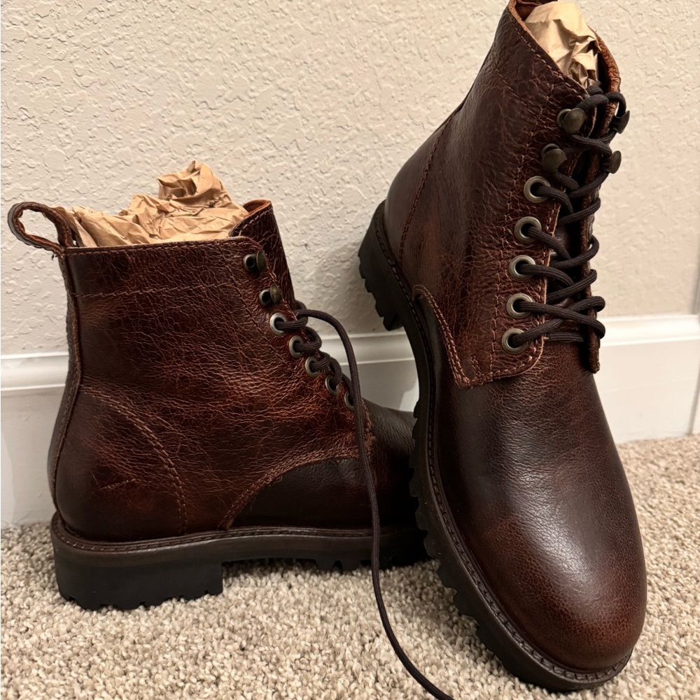 NWOT Portland Leather Goods (PLG) Men's Patina Leather Boots
